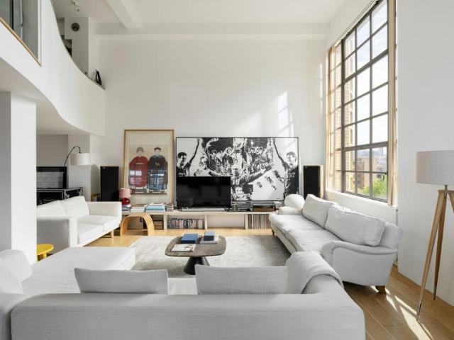 Flat for sale in Greater London