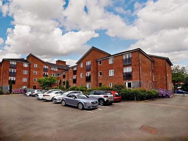 Flat for sale in Georgia, Greater Manchester