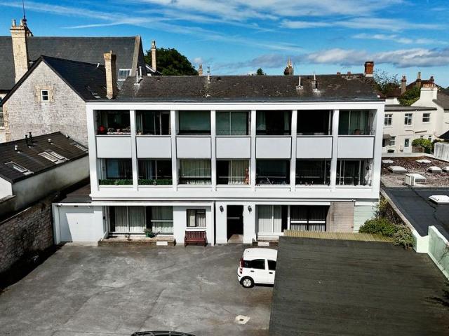 Flat for sale in Babbacombe