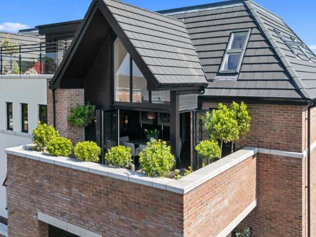 Flat for sale in Southport, Sefton
