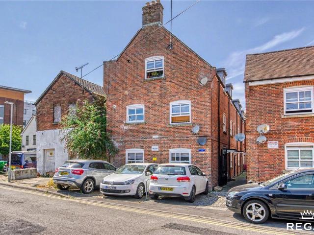 Flat for sale in Old Town, Poole