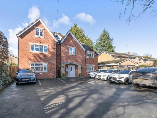 Flat for sale in Knowle, Isle Of Man