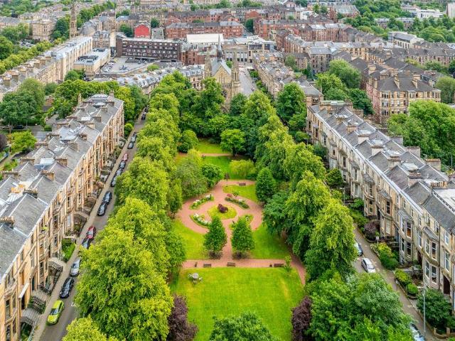Flat for sale in North Kelvinside, Glasgow