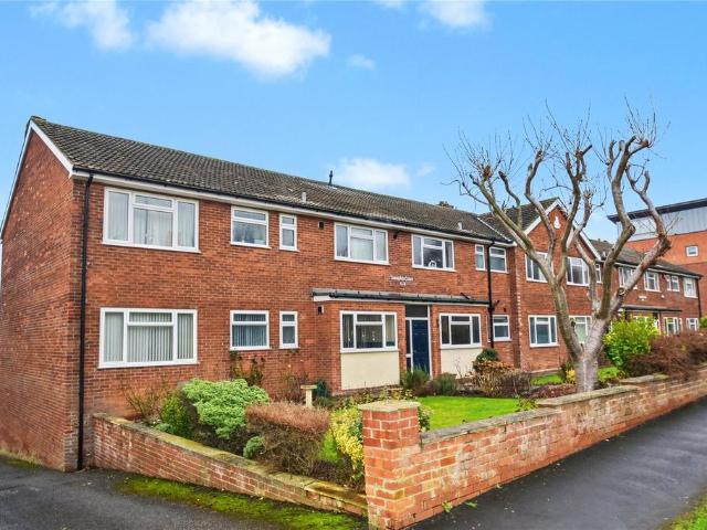 Flat for sale in South Cliff, Kepwick