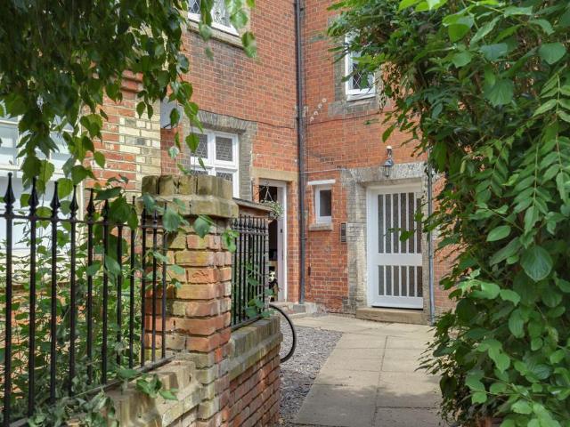 Flat for sale in Great Dunmow, Uttlesford