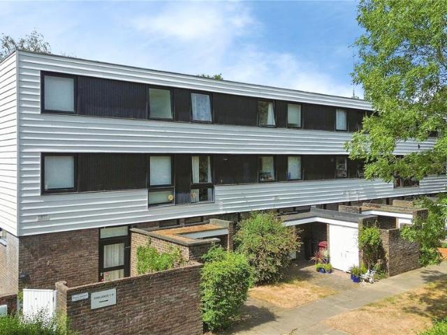 Flat for sale in Newtown, Reading