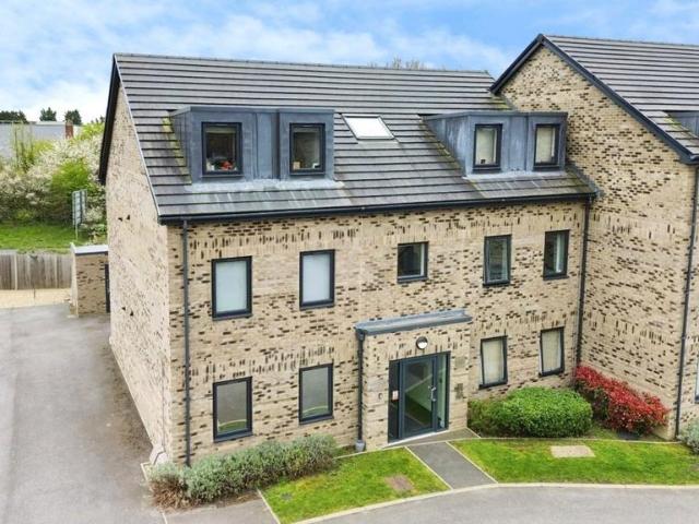 Flat for sale in Enborne, West Berkshire