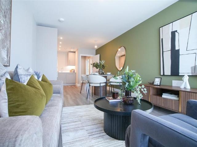 Flat for sale in Brook Street, Bourne Vale