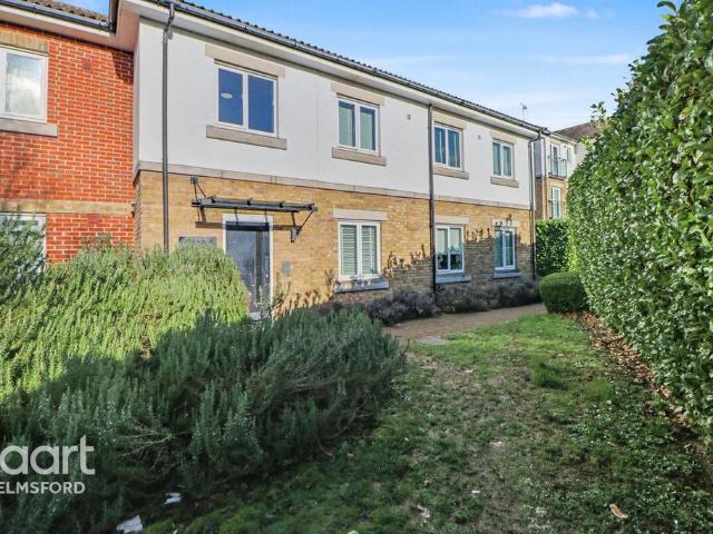 Flat for sale in Chelmsford, Essex