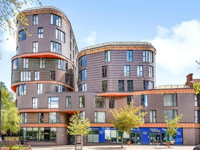 Flat for sale in Longlands, Halfway Street