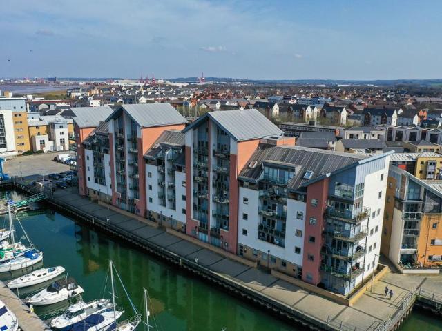 Flat for sale in Woodhill, Portishead