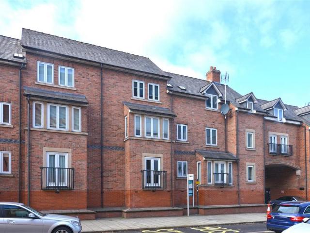 Flat for sale in Greenfields, Frankwell