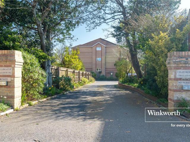 Flat for sale in Wick, Bournemouth