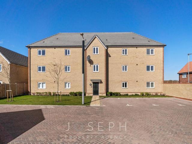 Flat for sale in Washbrook, Chelmondiston