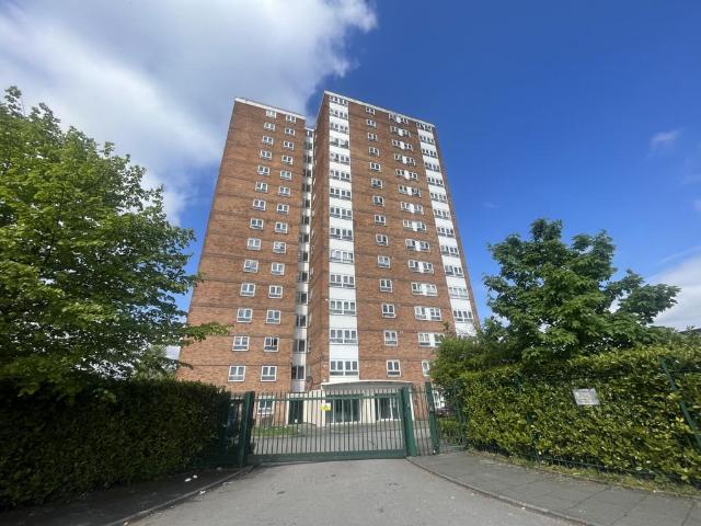 Flat for sale in Salford, Greater Manchester