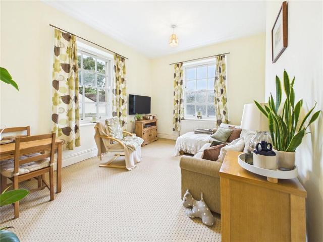 Flat for sale in Feckenham, City Of Bristol