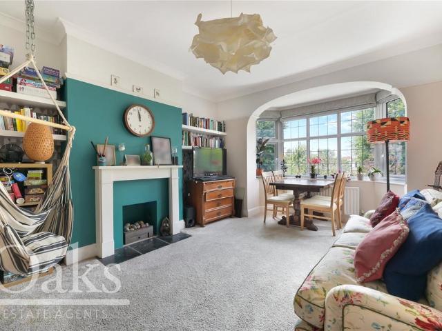 Flat for sale in London Borough of Lambeth, Greater London