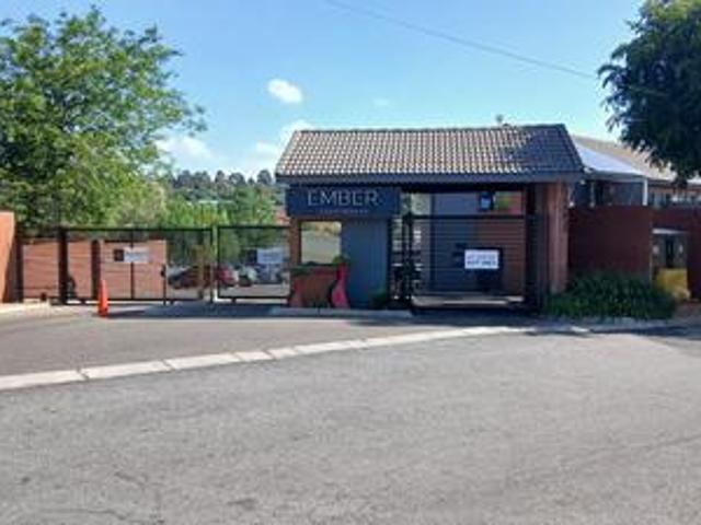 Apartment for sale in Vosloorus, Gauteng