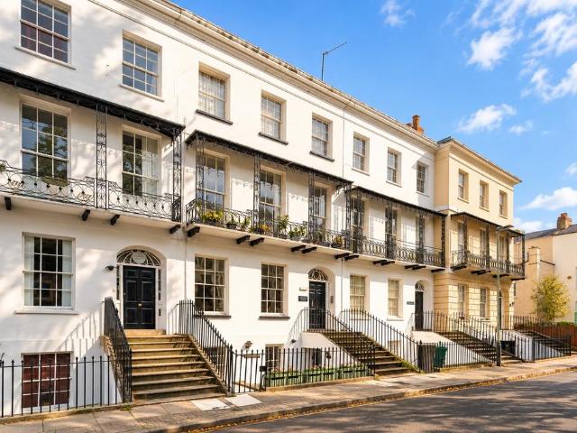 Flat for sale in Ewens Farm, Cheltenham