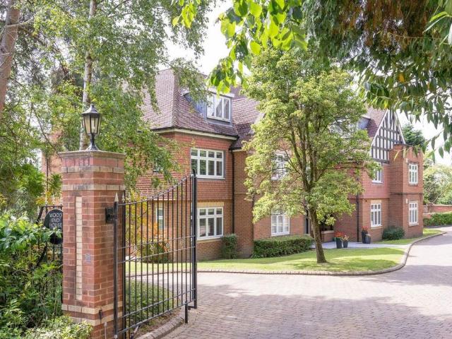 Flat for sale in Lickey and Blackwell CP, Bromsgrove