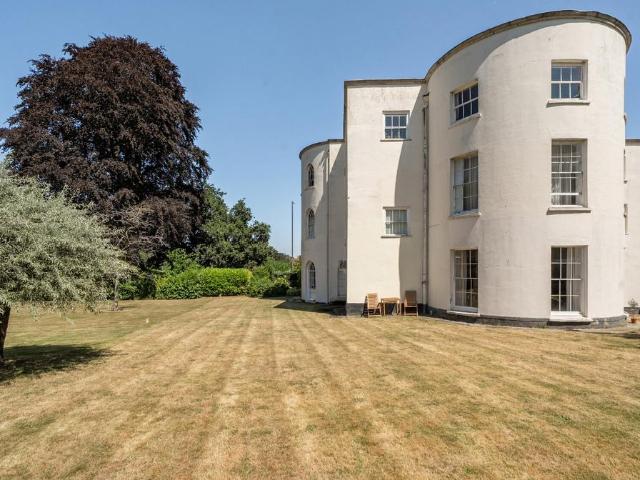 Flat for sale in Feckenham, City Of Bristol