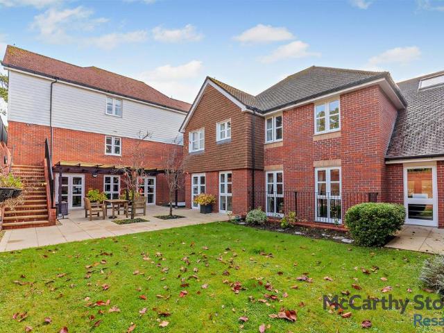 Flat for sale in Cross In Hand, Isle Of Man