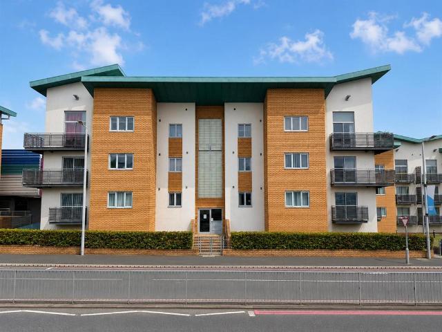 Flat for sale in Mount Pleasant, Brierley Hill
