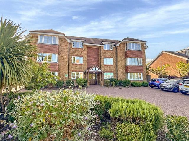 Flat for sale in Rustington, Clapham
