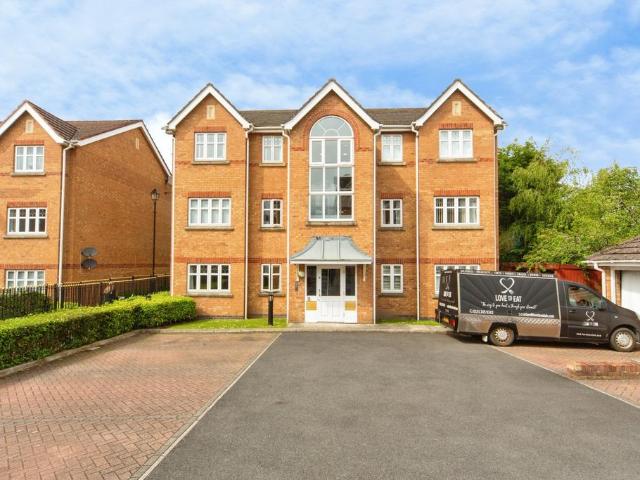 Flat for sale in Upton, Widnes