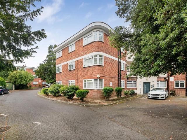 Flat for sale in Greater London