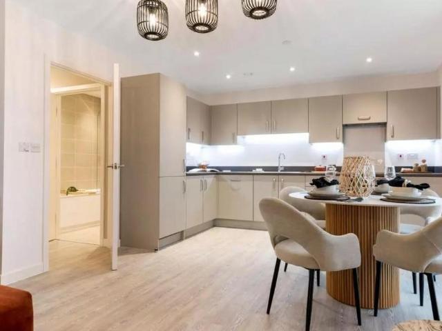 Flat for sale in Cauldwell, Bedford