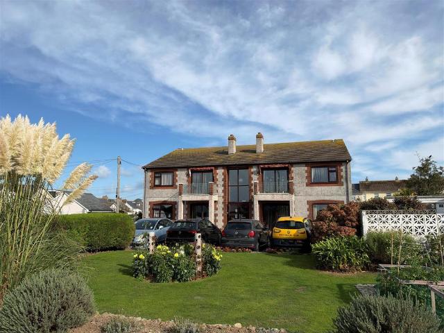 Flat for sale in Porth, Newquay