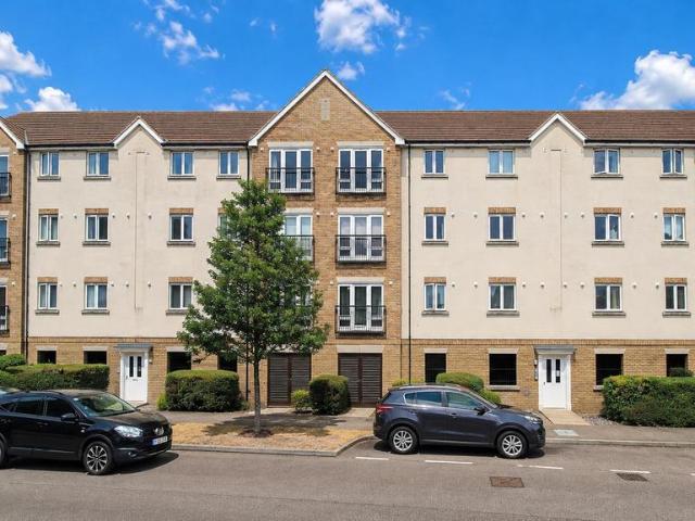Flat for sale in Redhouse Park, Great Linford