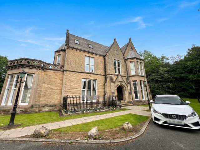 Flat for sale in Salford, Greater Manchester