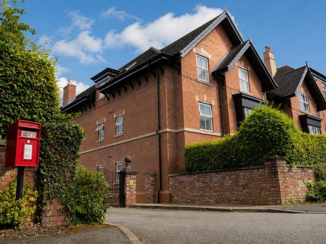 Flat for sale in Trafford Park, Greater Manchester