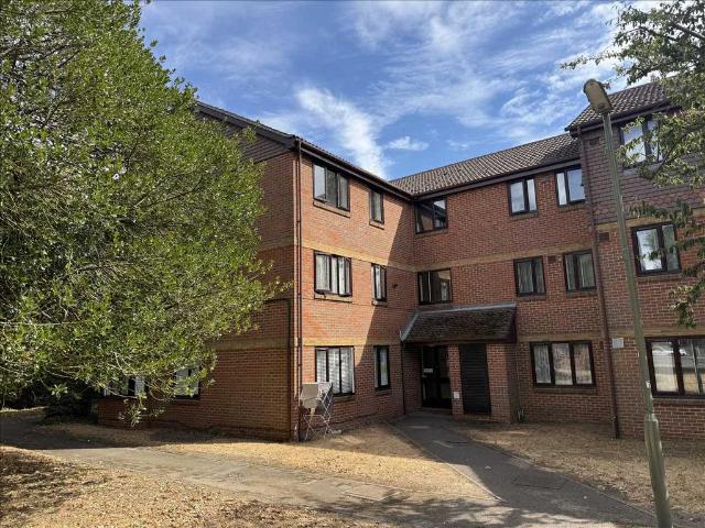 Flat for sale in Lower Halliford, Surrey