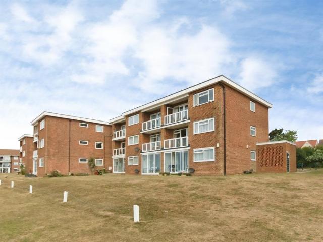 Flat for sale in Pebsham, Heathlands
