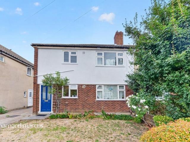 Flat for sale in Greater London