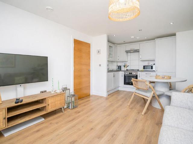 Flat for sale in Bletchley and Fenny Stratford, Bletchley