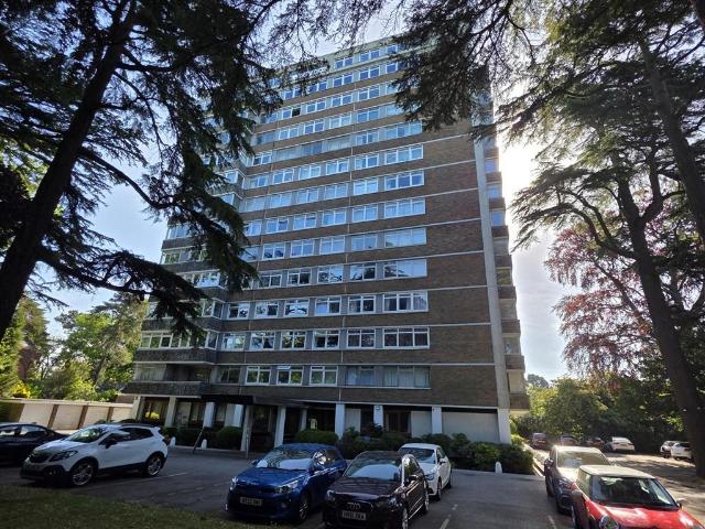 Flat for sale in Glen Eyre, City Of Southampton