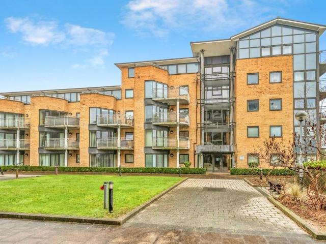 Flat for sale in The Groves, High Field