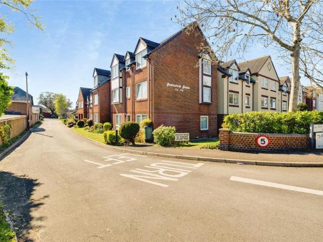 Flat for sale in Jumpers Corner, Christchurch