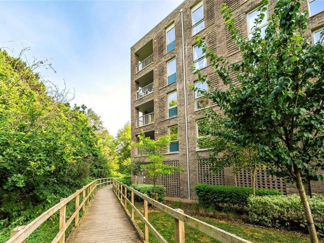 Flat for sale in The Slade, Oxfordshire