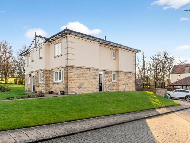Flat for sale in Killinghall, North Yorkshire