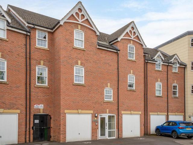 Flat for sale in The Groves, High Field