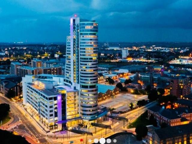 Flat for sale in Holbeck, West Yorkshire