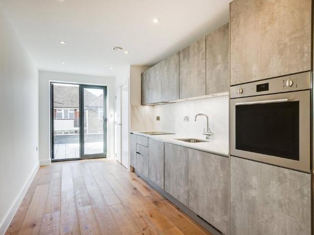Flat for sale in Tufnell Park, Greater London