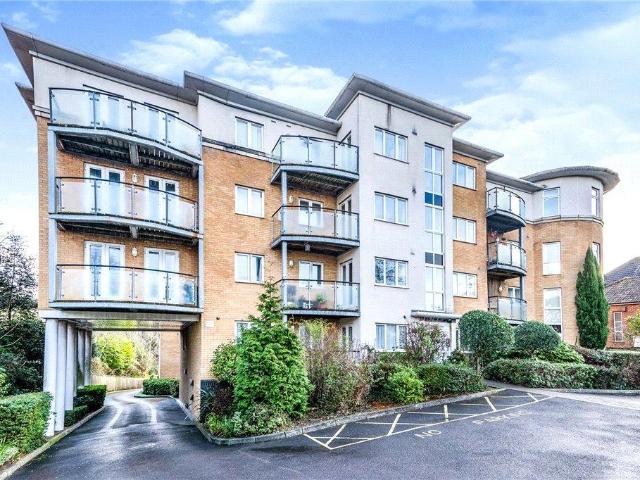 Flat for sale in Hill, City Of Southampton