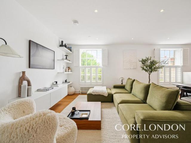 Flat for sale in London Borough of Ealing, Hanwell