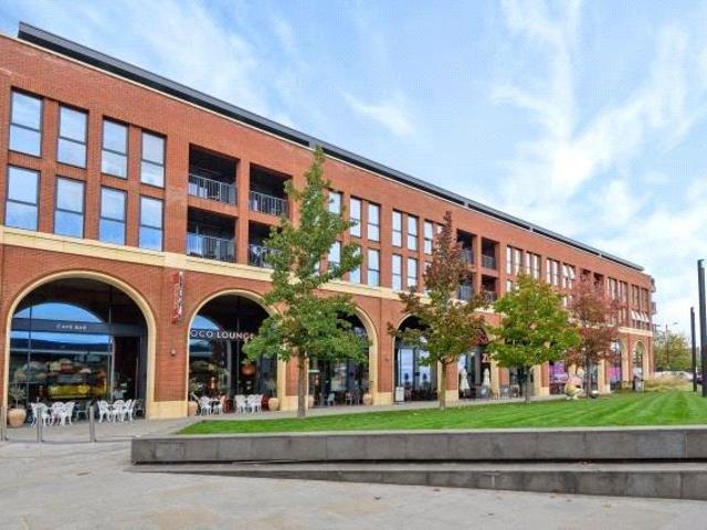 Flat for sale in Walton, Aylesbury